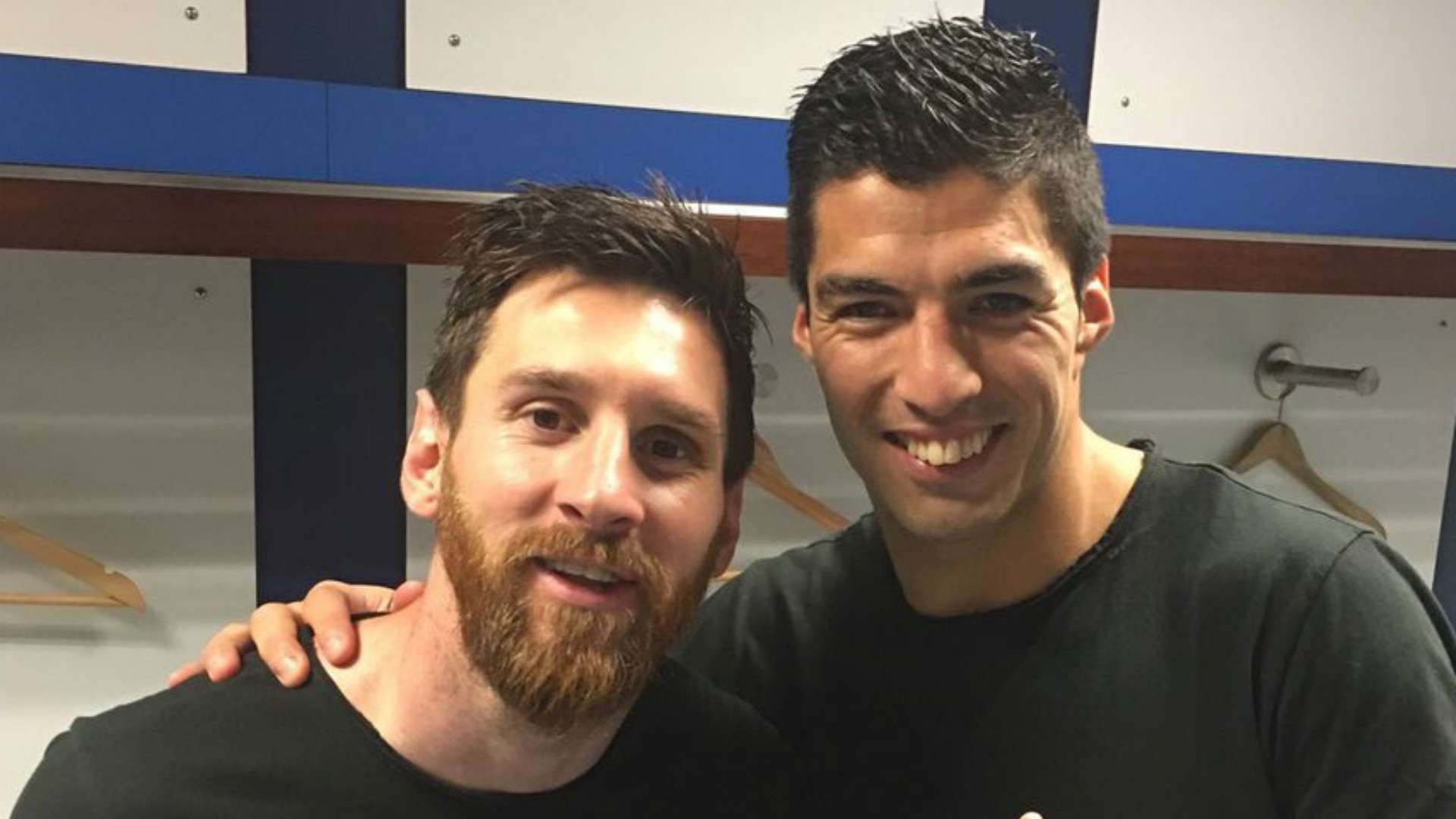 三是背后的 三是背后的